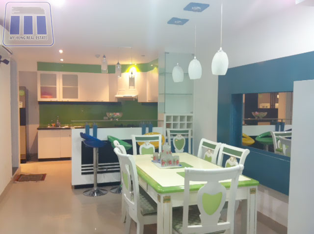 Căn hộ CC Hùng Vương Plaza, 9,5 tỷ, 122m2, view đẹp, hot