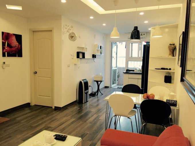 Bán gấp trước tết căn hộ VP5 - Bán đảo Linh Đàm - 60m2 - 2 phòng ngủ - 2 WC - Chỉ 4.75 tỷ có TL