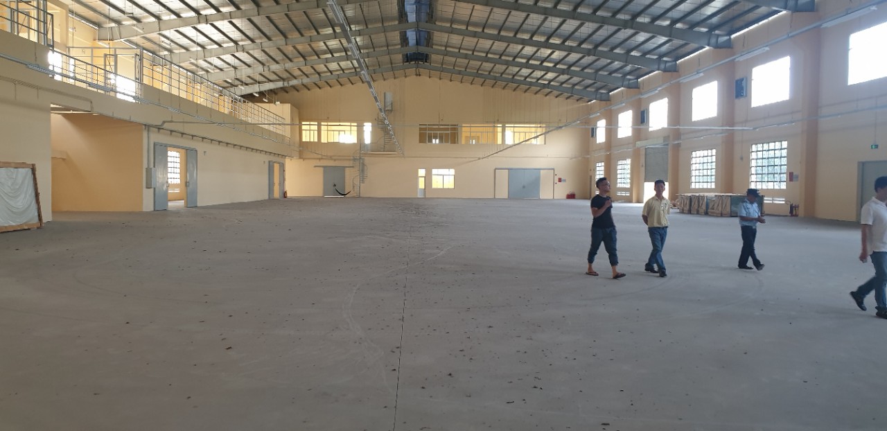 Cho thuê 2 kho xưởng giá rẻ DT 320m 20 tr và 650m 35 triệu/th. Công 40f đi được. LH 0919 228 *** Cho thuê 2 kho xưởng giá rẻ DT 320m 20 tr và 650m 35 triệu/th. Công 40f đi được. LH 0919 228 ***