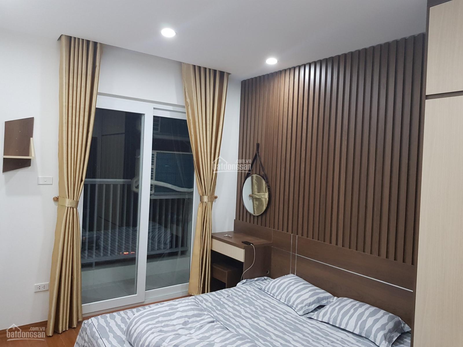 Cho thuê gấp căn hộ ở CC Green Stars DT 66,8m2, 2PN full đồ đầy đủ. Giá 11 triệu/th LH: 0979 062 ***