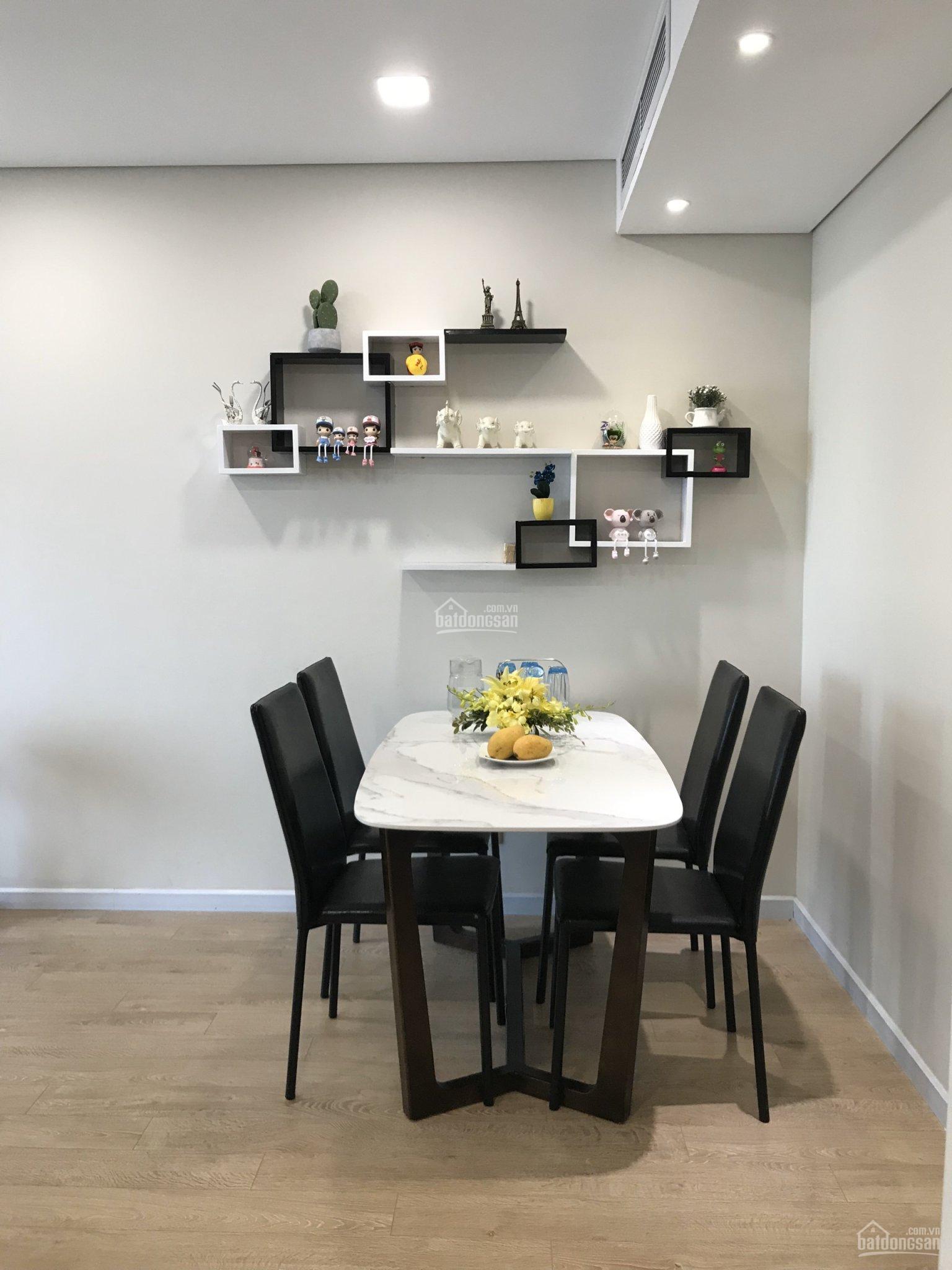 Chính chủ bán căn 2PN DT 70m2 tòa A chung cư Rivera Park 69 - giá 6.15 tỷ. LH: 0932 392 ***