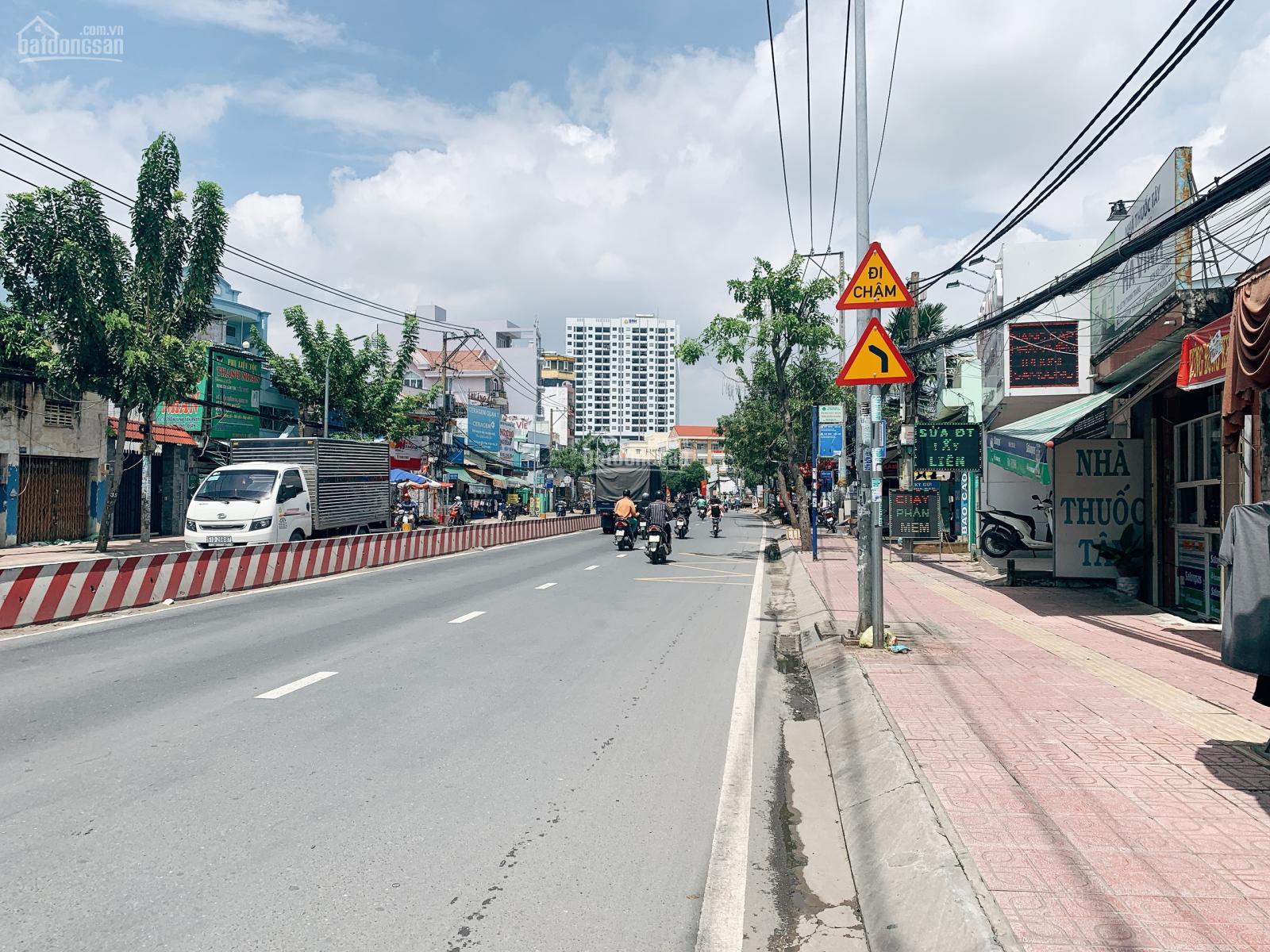 Chuyên bán MT Huỳnh Tấn Phát Q7, DT 8,5x24m, 11,4x20m, Giá tốt 28 Tỷ - LH xem nhà 0901 294 *** Chuyên bán MT Huỳnh Tấn Phát Q7, DT 8,5x24m, 11,4x20m, Giá tốt 28 Tỷ - LH xem nhà 0901 294 ***