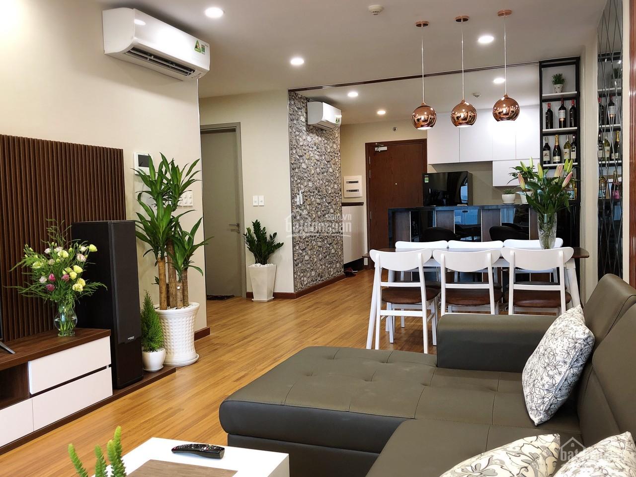 Cần bán căn hộ Đất Phương Nam, Q. Bình Thạnh, 3PN, 2WC, nội thất, sổ hồng, đủ tiện ích