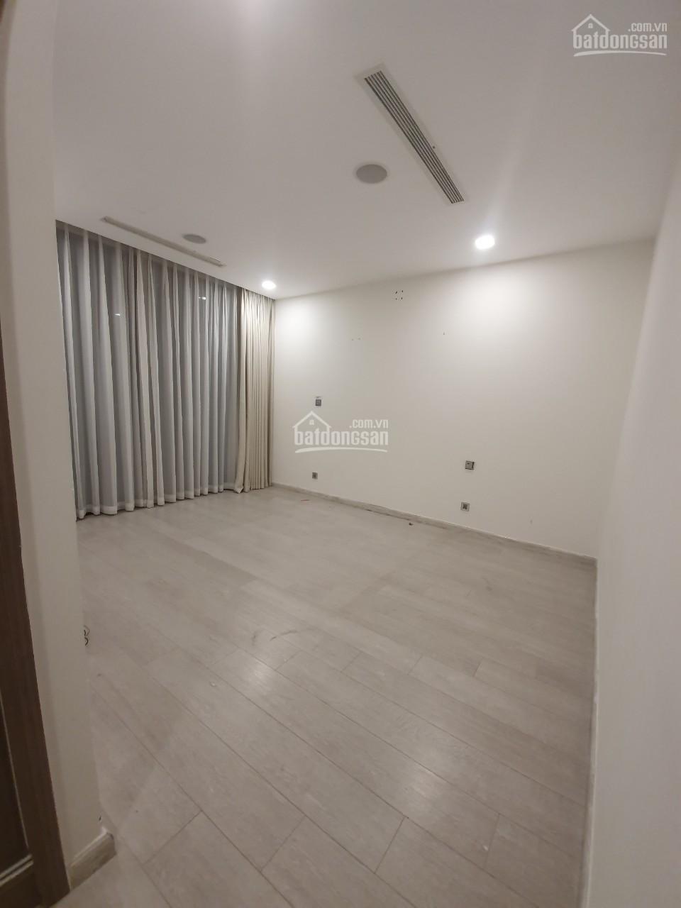 Chính chủ cần cho thuê gấp CH 2PN nội thất cơ bản view sông giá chỉ 20 tr/th tin thật 100%,