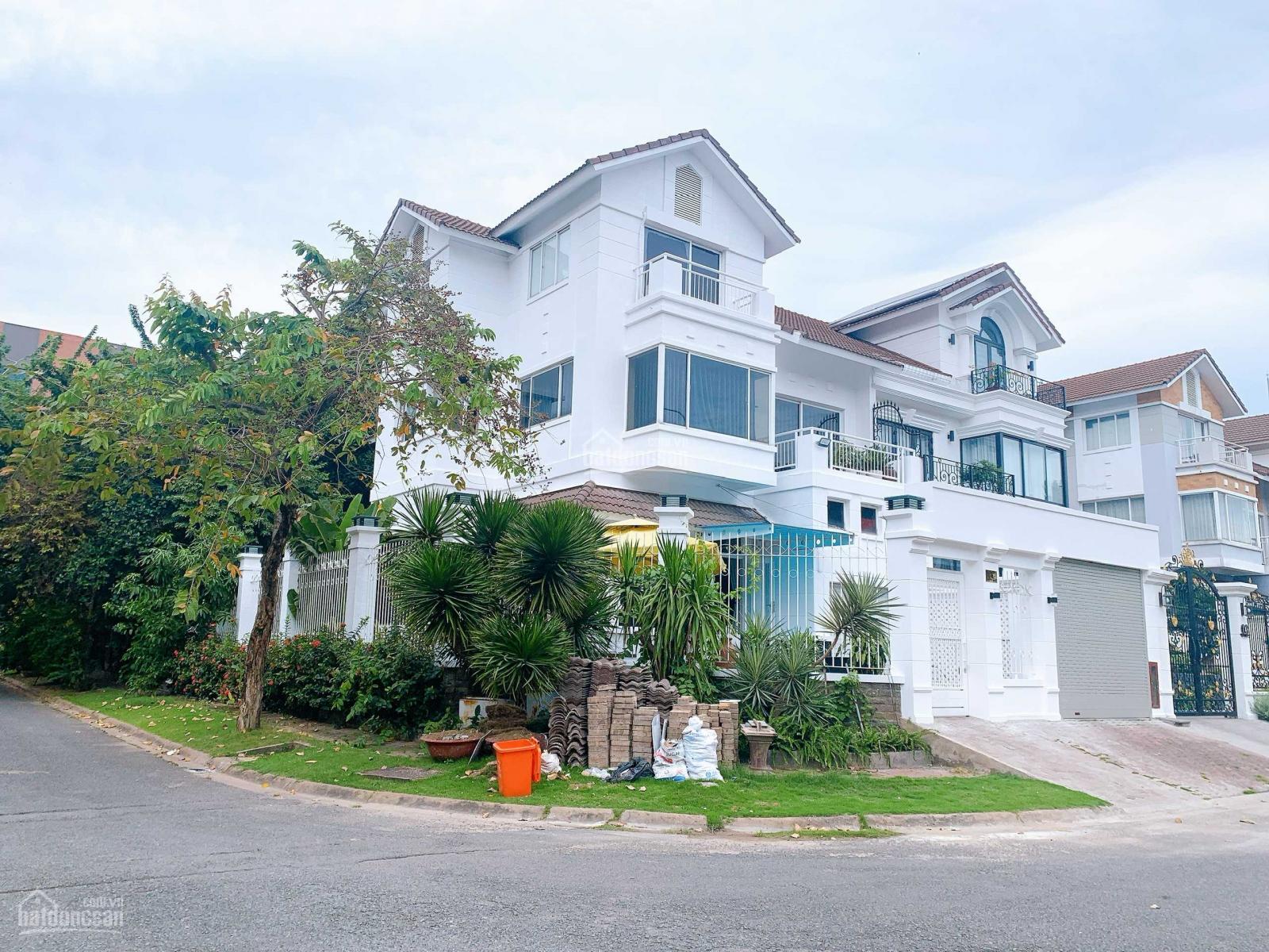Rổ hàng còn 8 căn biệt thự Nam Phú Villas Trần Trọng Cung Q7, DT 12x24m (288m2), SHR, giá 31 tỷ