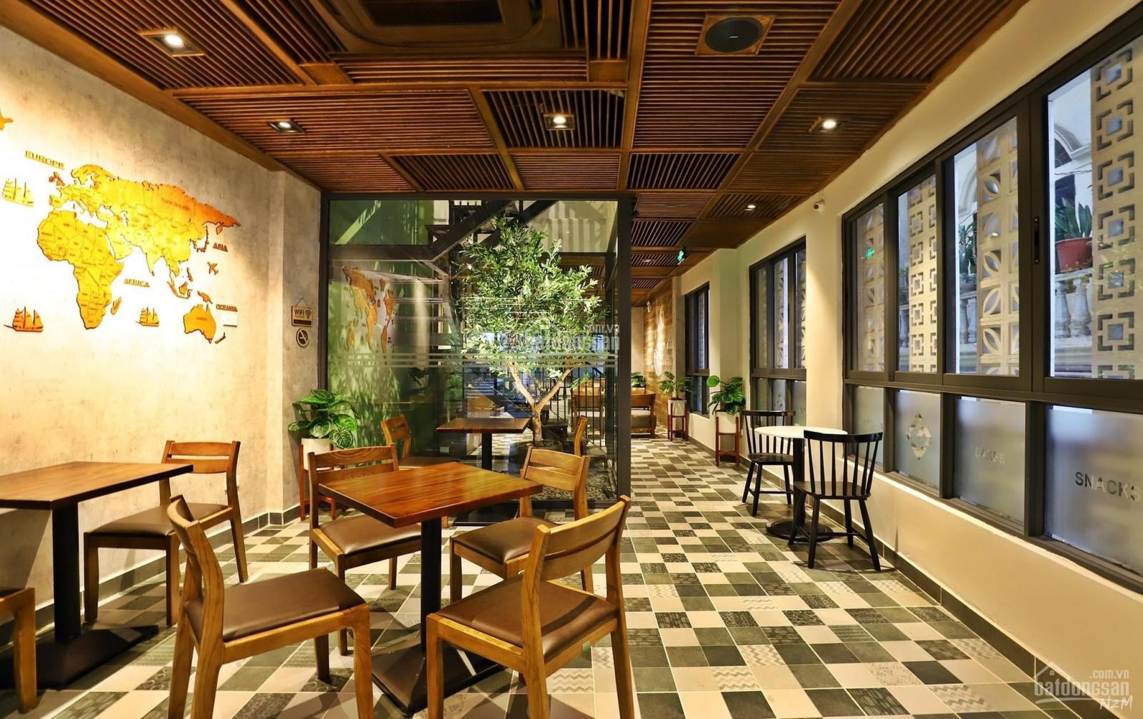 Bán toà Apartment - 10 tầng - MP Âu Cơ - dãy lẻ - view TP ven sông - 180m2 - 68 tỷ, LH: 0915 551 ***