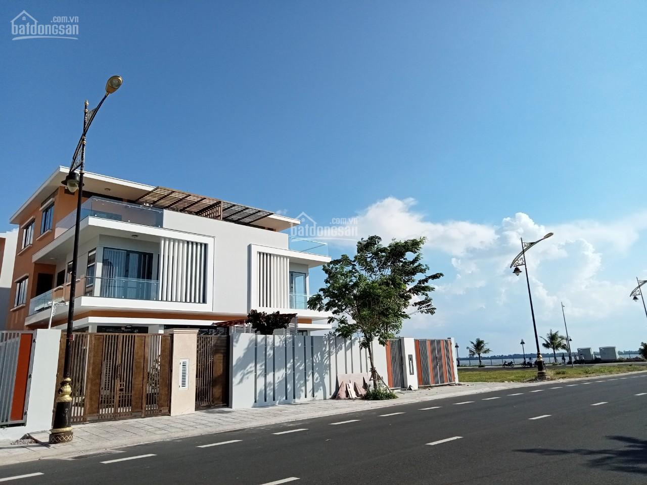 Bán gấp biệt thự KĐT Phú Cường giá chỉ 5,3 tỷ 10,5m x24m, kết cấu 2 lầu