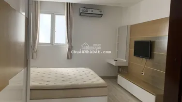 Bán gấp CH Richmond Nguyễn Xí. 1PN giá 2.4 tỷ. Có sẵn hợp đồng, phù hợp mua đầu tư. LH: 0706 679 ***