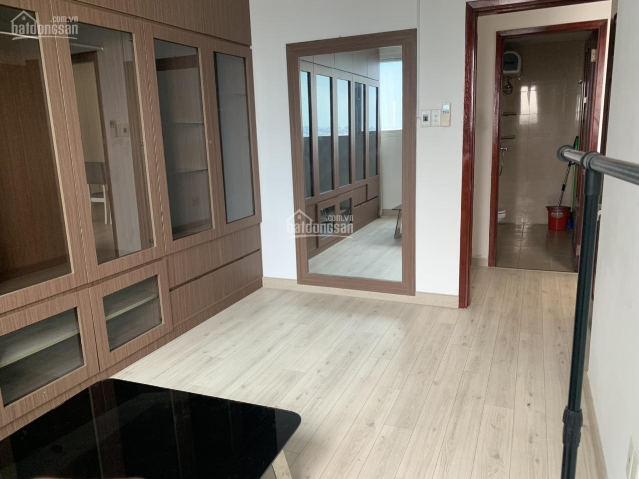 Bán gấp CH Richmond Nguyễn Xí. 1PN giá 2.4 tỷ. Có sẵn hợp đồng, phù hợp mua đầu tư. LH: 0706 679 ***