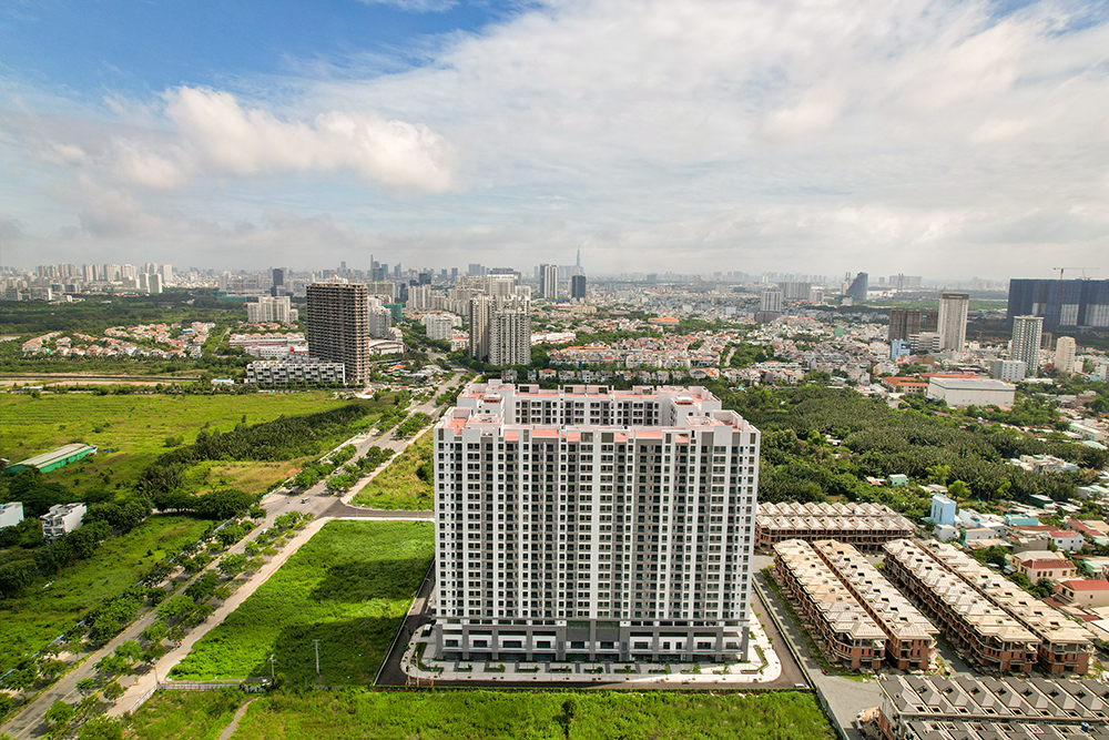 CẦN CHO THUÊ CĂN HỘ Q7 BOULEVAR PMH 3PN-2WC (75M2) NHÀ TRỐNG CHỈ 11 TR/THÁNG.LH 0904 469 ***