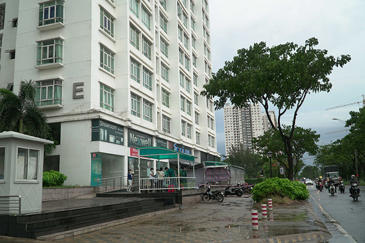 Căn hộ Phú hoàng anh cần bán gấp. Bán penthouse Phú hoàng anh 160m2 giá rẻ . 6ty. Lh:0902 706 ***