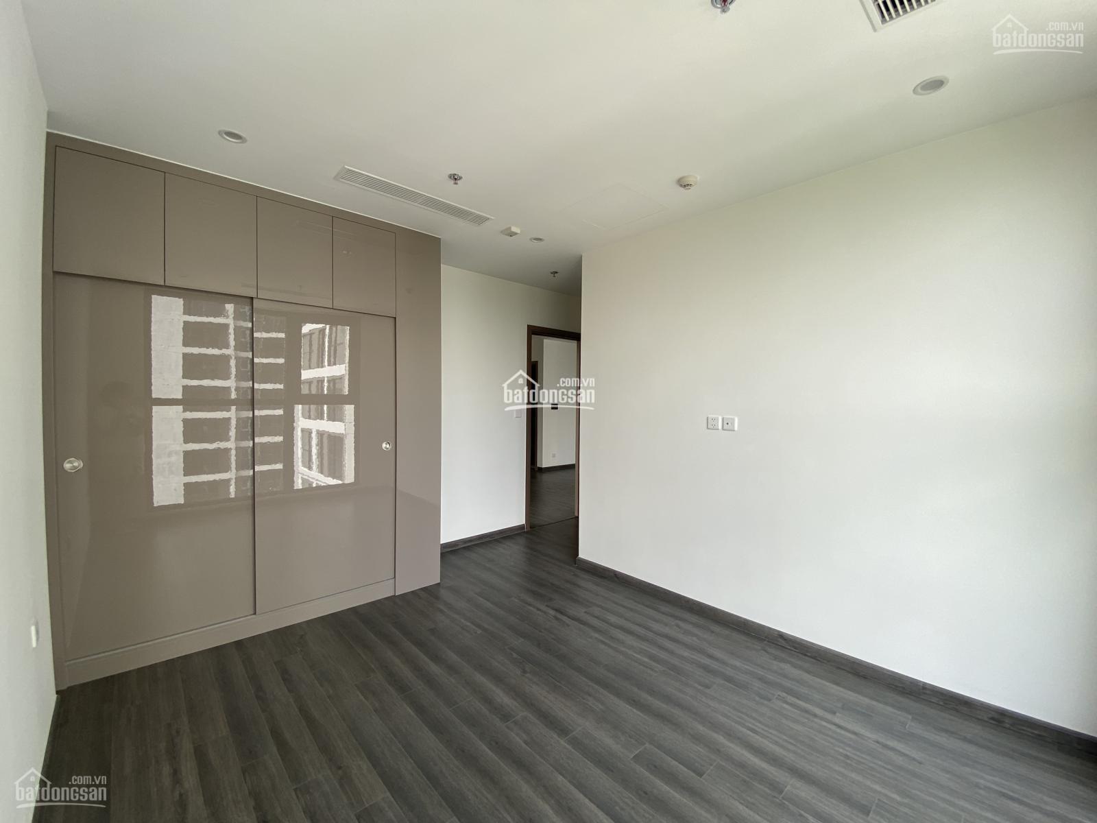 Gia đình cho thuê căn 97m2 2pn tại Hong Kong Tower giá thuê 18 triệu đã có nội thất. LH 0372 004 ***