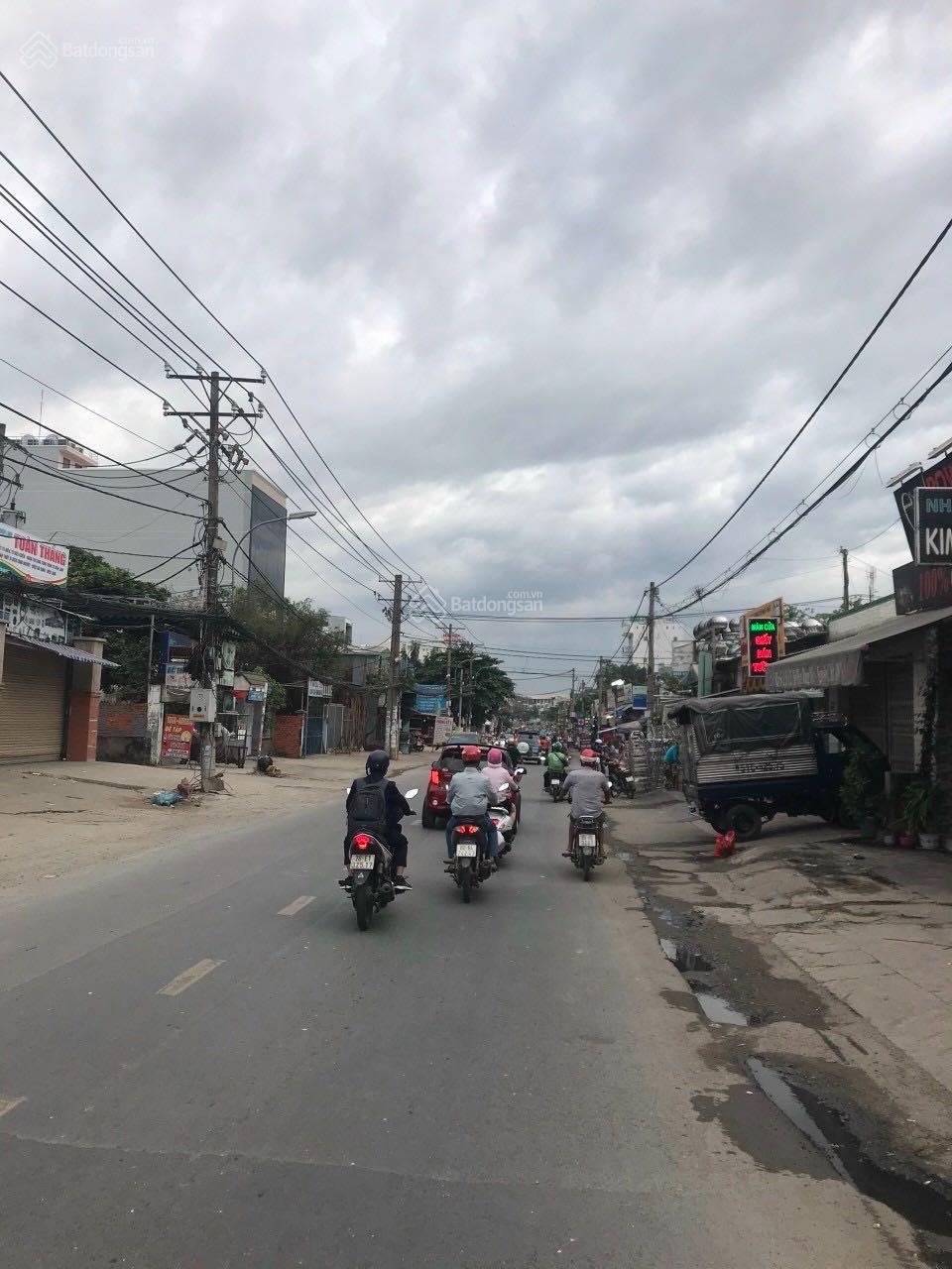 Nhà mặt đường Nguyễn Văn Tăng (12 x 36m) khu dân cư hiện hữu xây hầm + 7 tầng