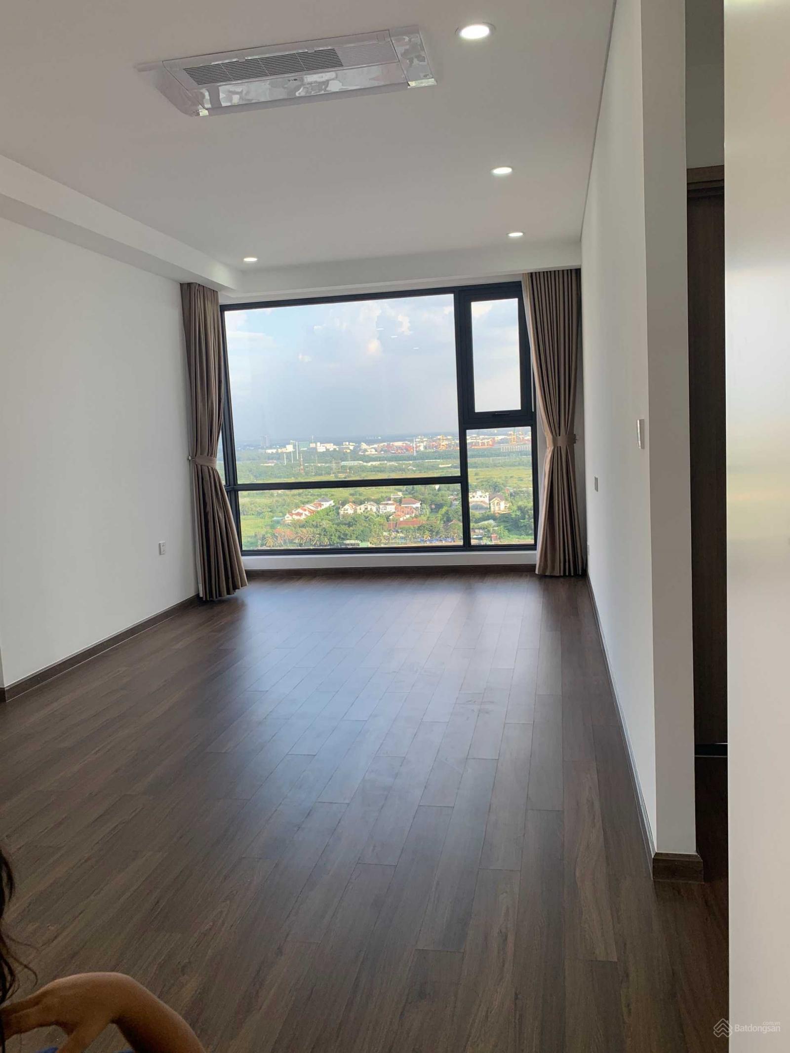 Opal căn 08, 4PN, 158m2, nhà cơ bản, 36triệu/tháng