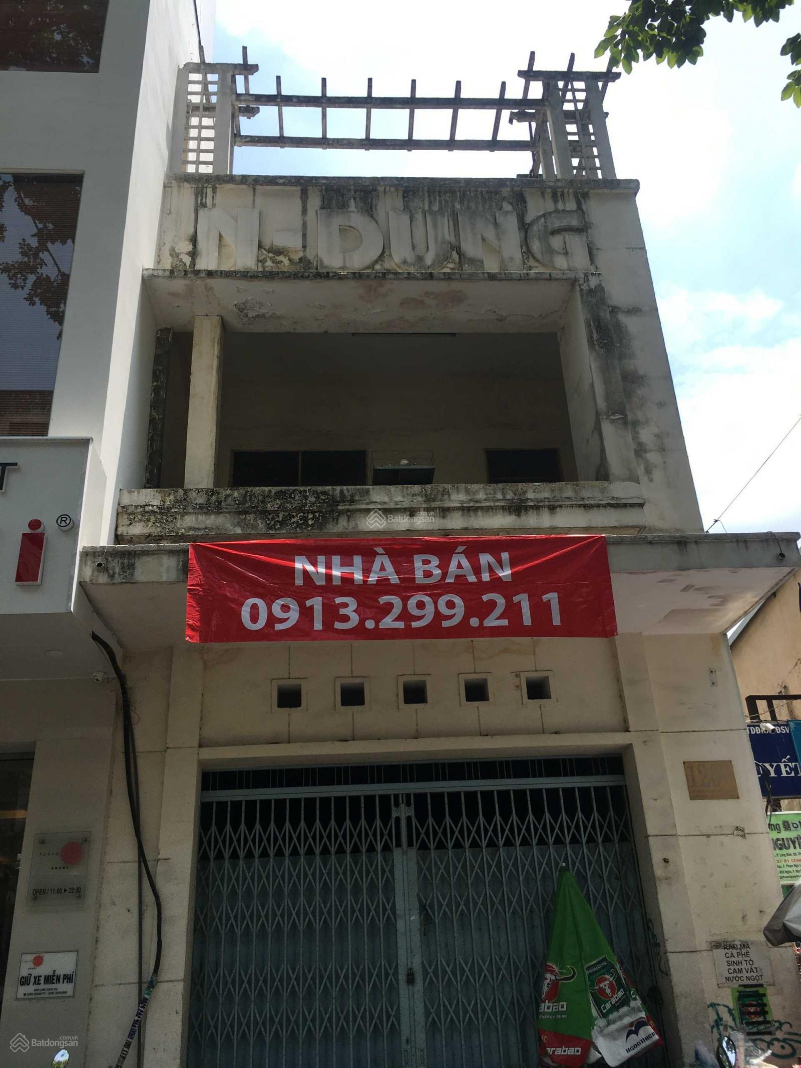 Căn góc 2MT 120D Trần Hưng Đạo, Q1, DT 5,5m x 30m, trệt - lầu, LH Tuấn: 0913 299 *** để gặp chính chủ