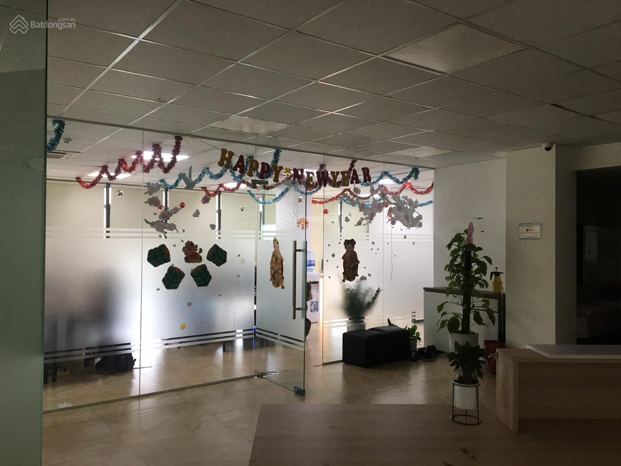 Cho thuê văn phòng Epic Tower 19 Duy Tân, DT 50m2, 80m2, 100m2, 3000m2, giá 120 nghìn/m2/th