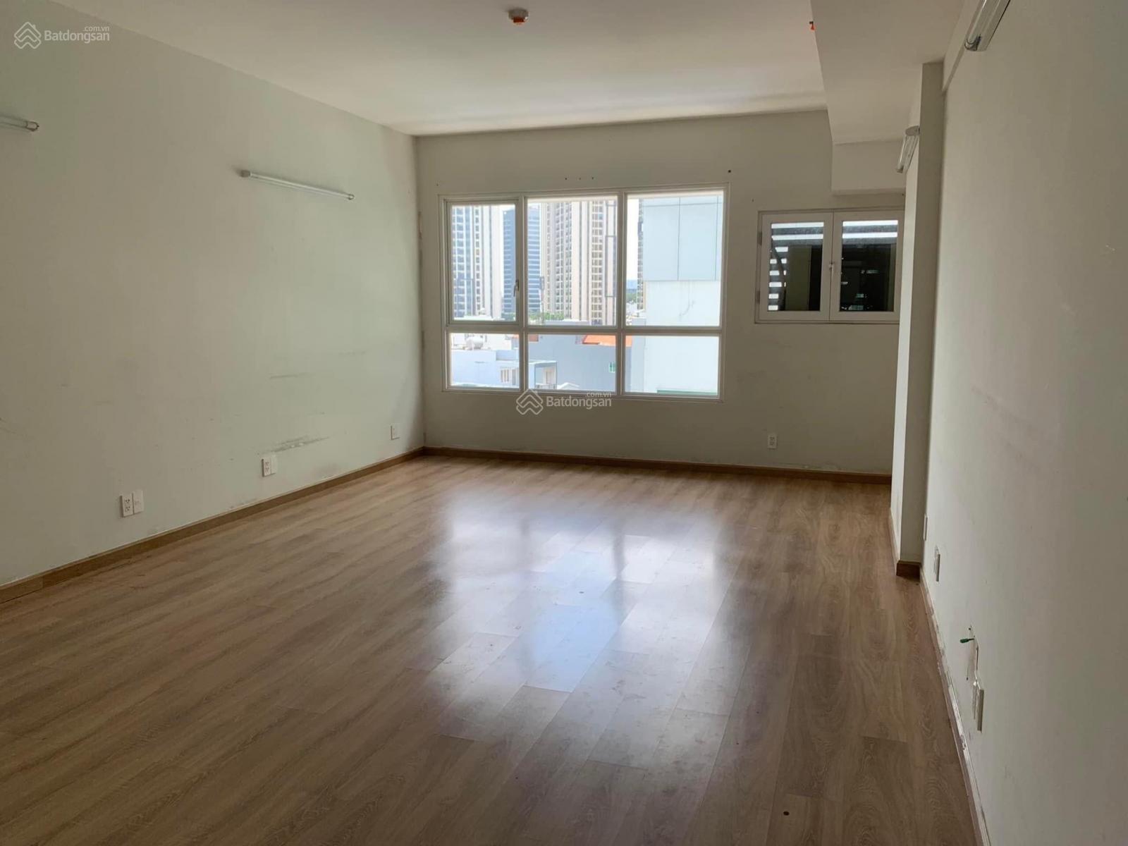 Bán căn hộ 31m2 lầu 5 Q10 Cao Thắng giá 1ty8 căn giá tốt dễ kinh doanh đang có sẵn HĐ thuê