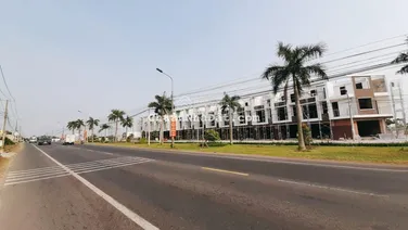 Bán 2 lô đất ngay chợ Lộc An - khu tái định cư sân bay đường 769. LH 0966 167 ***