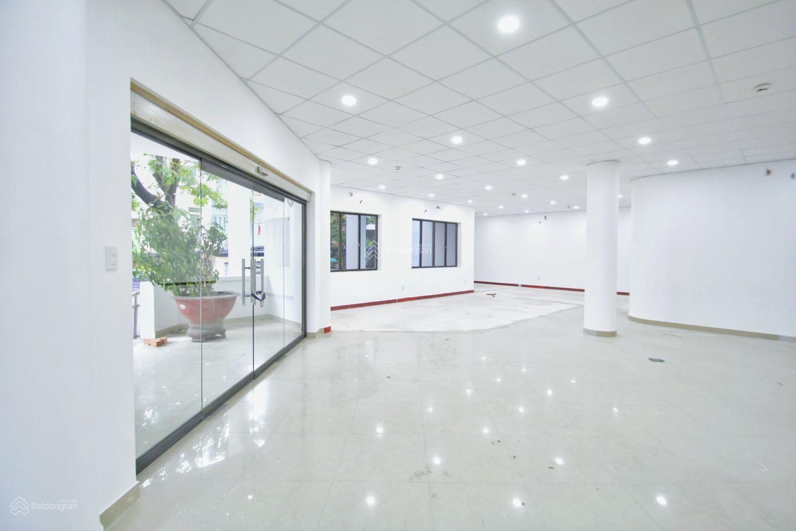 HXT 150/4 Nguyễn Trãi Q1, DT: 8 x 18m hầm T 6L ST, giá: 120 triệu/tháng HXT 150/4 Nguyễn Trãi Q1, DT: 8 x 18m hầm T 6L ST, giá: 120 triệu/tháng