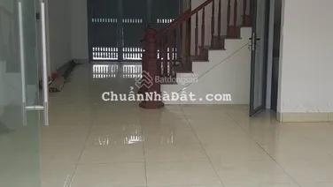 Cho thuê nhà khu Vạn Phúc - Tố Hữu 70m2 6 tầng 24tr thang máy làm văn phòng, trung tâm