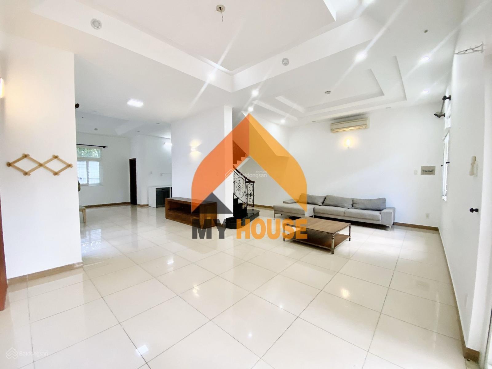 Sos!biệt thự trắng sân vườn thư giãn Thảo Điền 500m2