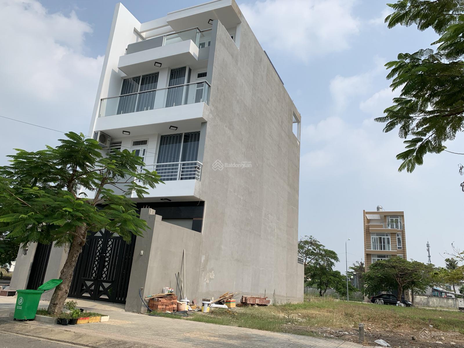 Bán đất Topia Garden Khang Điền Phú Hữu, Q9, 6x16m, 6x19m, 6x24m giá 55tr/m2: 0902 442 ***