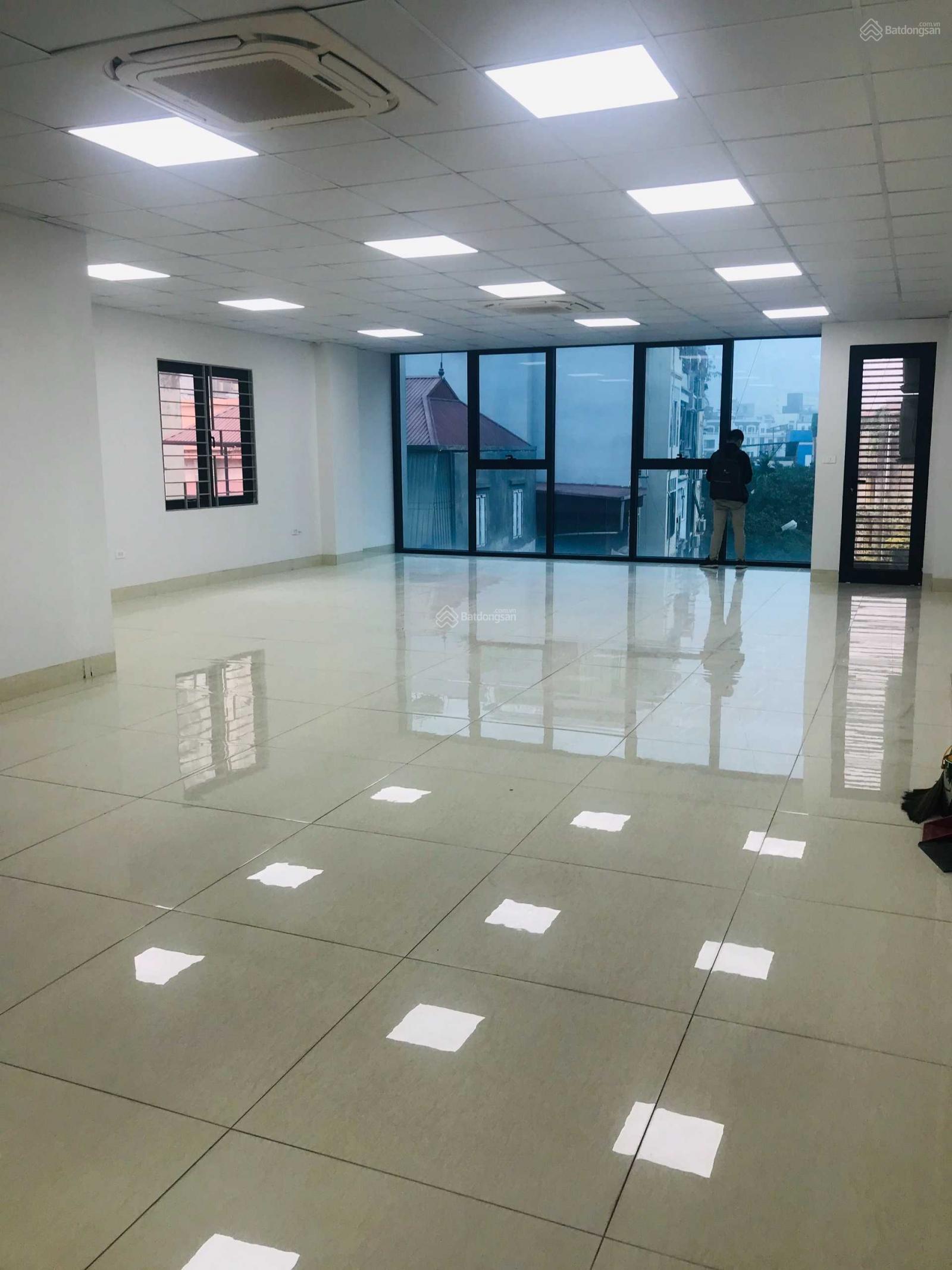 Cho thuê sàn văn phòng tại khu Triều Khúc - Nguyễn Trãi, diện tích 120m2/tầng, thông sàn