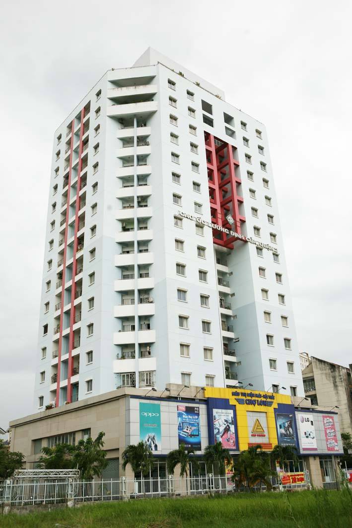 Chủ cần bán căn hộ tại cao ốc 280 lương định của DT 90 m2