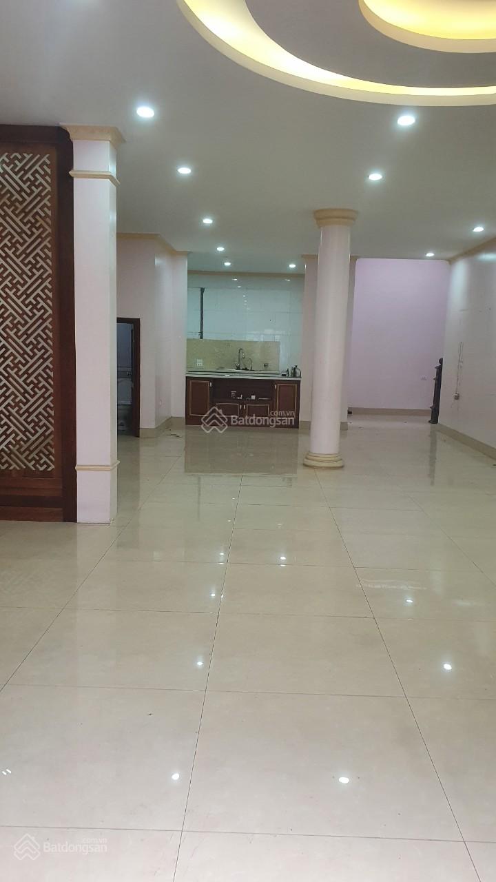 Cho thuê biệt thự Văn Phú 240m2, 4 tầng, mặt tiền 10m chỉ 35tr siêu rộng