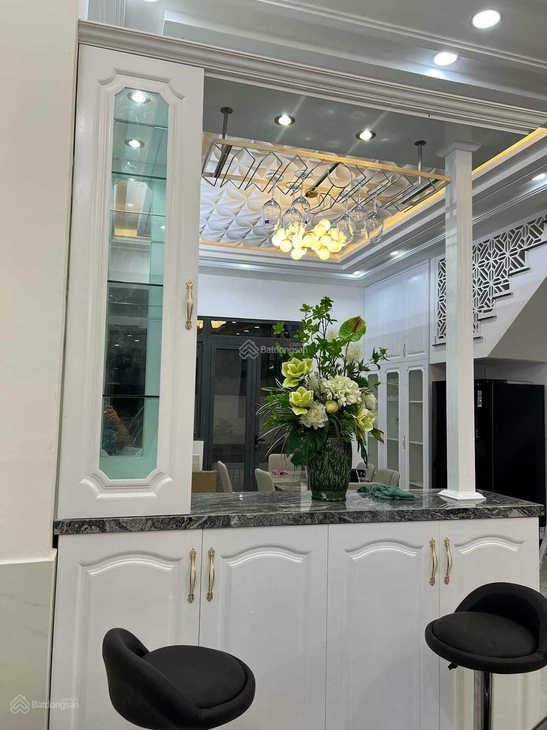 Cho thuê biệt thự mới 10x21m Đặng Thùy Trâm, 3 tầng, giá 45tr/tháng thương lượng! Cho thuê biệt thự mới 10x21m Đặng Thùy Trâm, 3 tầng, giá 45tr/tháng thương lượng!