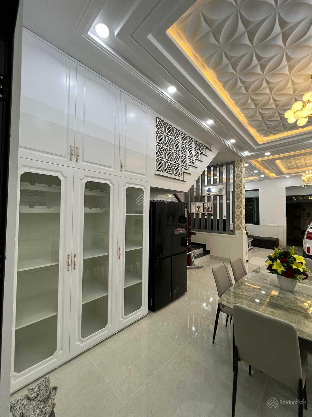 Cho thuê biệt thự mới 10x21m Đặng Thùy Trâm, 3 tầng, giá 45tr/tháng thương lượng! Cho thuê biệt thự mới 10x21m Đặng Thùy Trâm, 3 tầng, giá 45tr/tháng thương lượng!
