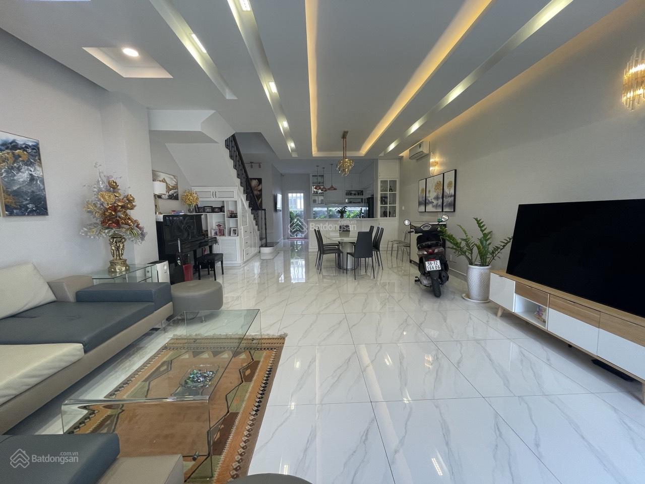 Bán nhà Melosa Garden Khang Điền DT 6x18m giá 9.4 tỷ, 0902 442 ***