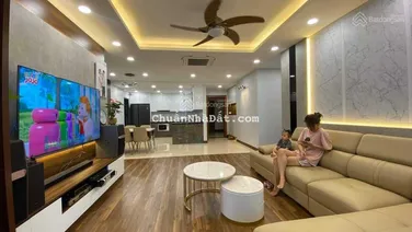 Cần bán gấp căn hộ 1PN, DT 42m2 ở tòa CT1A KĐT Mới Nghĩa Đô - 106 HQV. Giá bán 3,5 tỷ LH 0979 062 ***