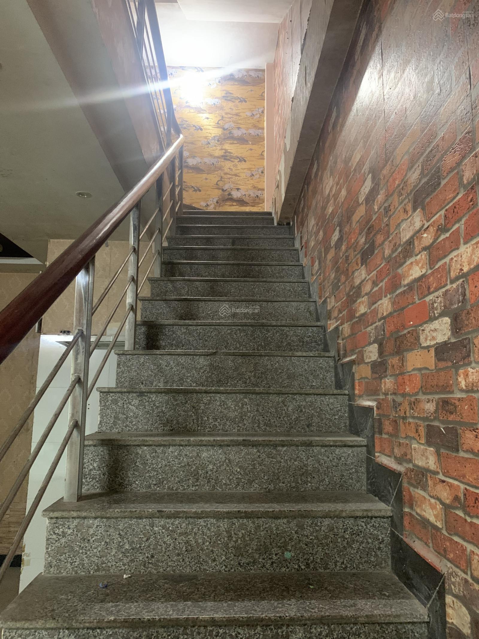 Cho thuê nhà Xa La 76m2, 4 tầng, 17tr kinh doanh hay văn phòng đều đẹp