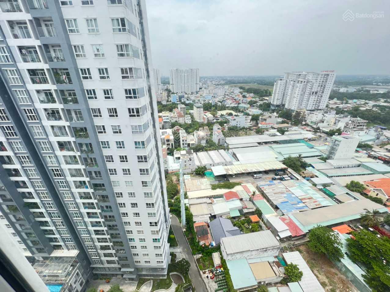 Chủ ký gửi bán gấp 2PN 74m2 Hưng Phát Sliver Star 3.4 tỷ bao sổ. LH 0981 226 ***