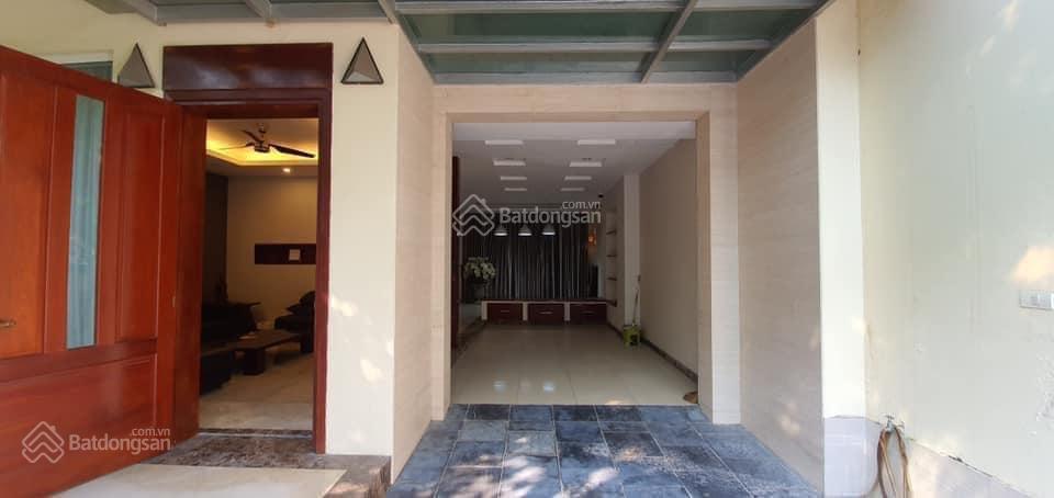 Cho thuê biệt thự Palm Garden KĐT Việt Hưng, S: 200m2, nội thất cơ bản, giá: 30 triệu/tháng