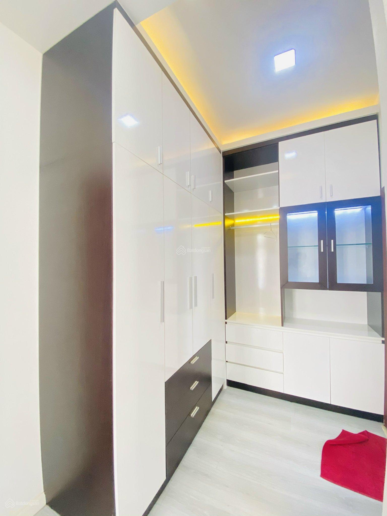 Cần cho thuê biệt thự song lập Villa Park thiết kế 1 trệt 2 lầu, full nội thất và nội thất cơ bản