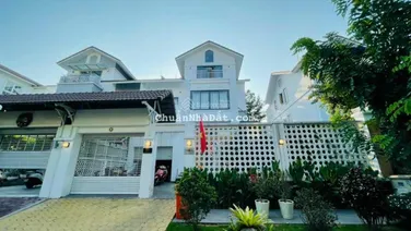 Kẹt Tiền Quá nên bán gấp biệt thự Nam Phú Villas, 12x24m, chỉ 32 tỷ, giá quá tốt, 0933 492 ***