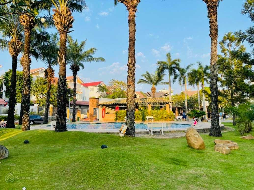 Kẹt Tiền Quá nên bán gấp biệt thự Nam Phú Villas, 12x24m, chỉ 32 tỷ, giá quá tốt, 0933 492 *** Kẹt Tiền Quá nên bán gấp biệt thự Nam Phú Villas, 12x24m, chỉ 32 tỷ, giá quá tốt, 0933 492 ***