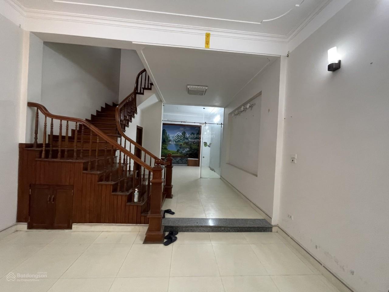 Cho thuê căn liền kề xây 4 tầng hoàn thiện đẹp ful đồ khu đô thị Văn Khê 18tr/ tháng lh: 0904 333 ***