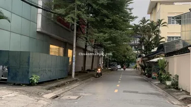 Bán nhà góc 2 mặt tiền, phường An Phú cách ga Metro 20m