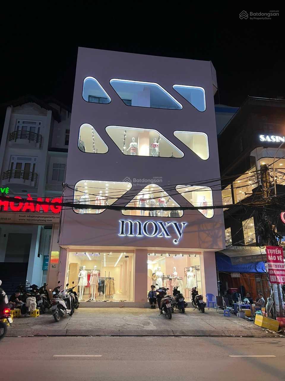 Cho thuê góc 2MT Số 7 - 9 Nguyễn Gia Trí, Quận Bình Thạnh, DT: 8.3x20m, 1 trệt 3 lầu, DTSD: 664m2