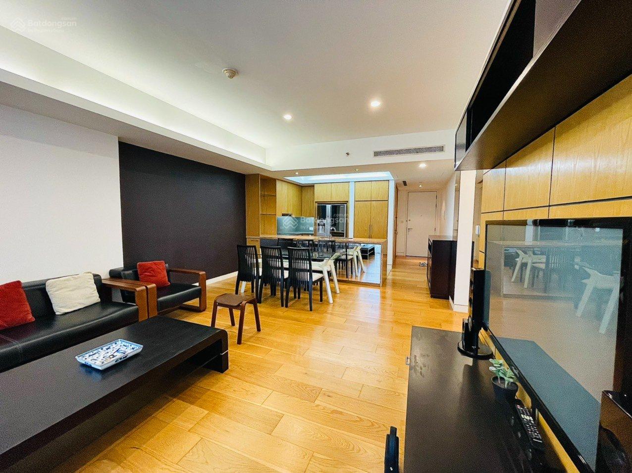 Cho thuê căn hộ chung cư Indochina Plaza 241 Xuân Thủy, Cầu Giấy, tháp Đông, tầng 16, 3PN, đủ đồ