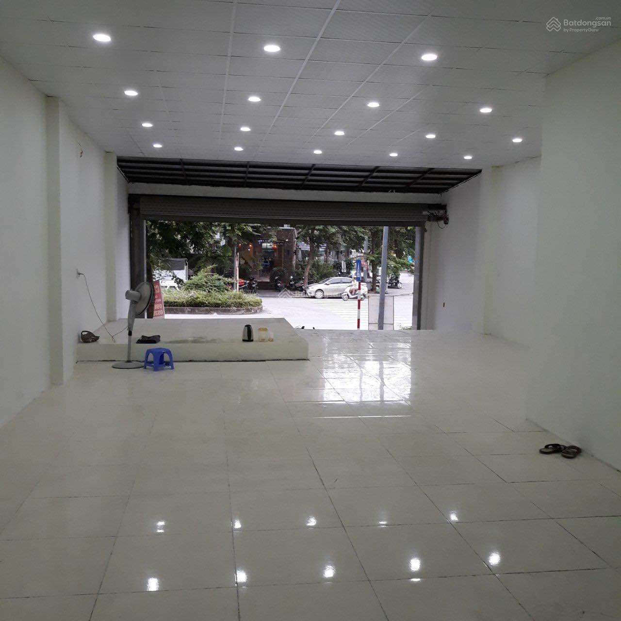 Cho thuê tòa nhà Văn Phú 126m2, 7 tầng 1 hầm 80tr làm văn phòng, trung tâm giáo dục Cho thuê tòa nhà Văn Phú 126m2, 7 tầng 1 hầm 80tr làm văn phòng, trung tâm giáo dục