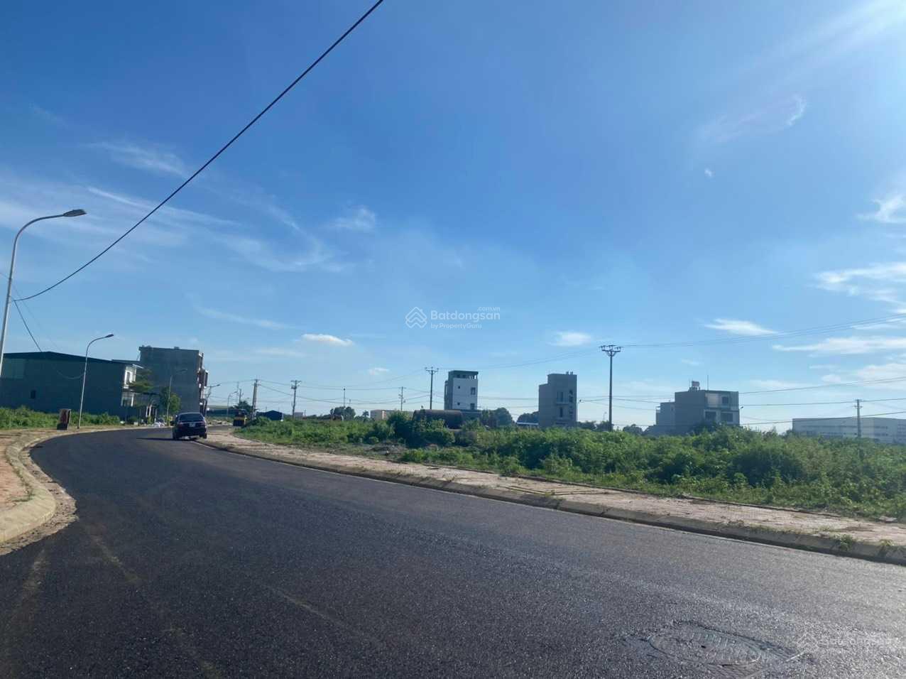 NHỈNH 7 TỶ LÔ NỀN VIEW SÔNG VỊ TRI ĐẮC ĐỊA KDT CHI ĐÔNG MÊ LINH HÀ NỘI 0967 522 ***