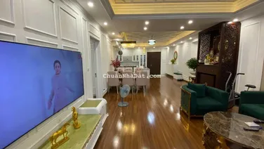 Chuyển về quê sống cần bán căn hộ 112m2 tại Thăng Long N01 3PN 2WC nhà đẹp đồ đẹp. LH: 0396 116 ***