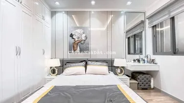 Cần bán gấp căn hộ Park Legend. 90m2,3PN giá:6.6 tỷ - 100m2,3pn. Giá:8 tỷ. 0933 033 *** Thái view đẹp