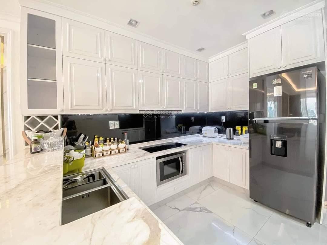 Cần bán gấp căn hộ Park Legend. 90m2,3PN giá:6.6 tỷ - 100m2,3pn. Giá:8 tỷ. 0933 033 *** Thái view đẹp Cần bán gấp căn hộ Park Legend. 90m2,3PN giá:6.6 tỷ - 100m2,3pn. Giá:8 tỷ. 0933 033 *** Thái view đẹp