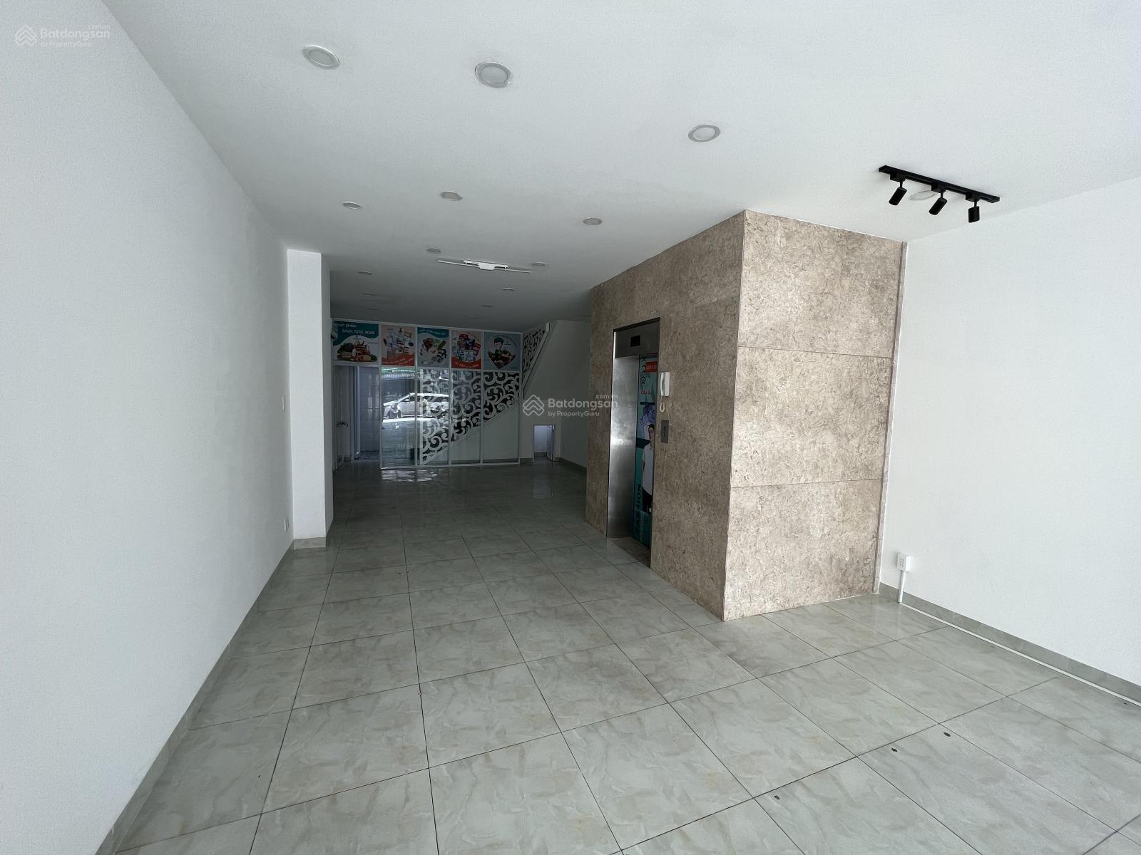 Mặt tiền Trần Thị Nghỉ (Cityland ngay ngã 6 Quang Trung) Mặt tiền Trần Thị Nghỉ (Cityland ngay ngã 6 Quang Trung)