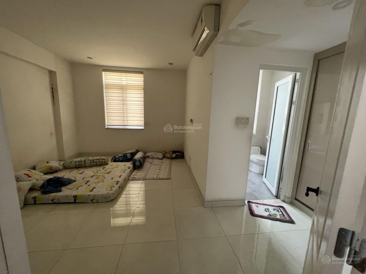 60 Triệu/ Tháng !! Biệt thự Cityland Emart cạnh siêu thị Emart .